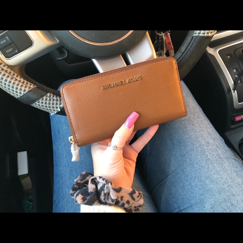 NWT Michael Kors Wallet